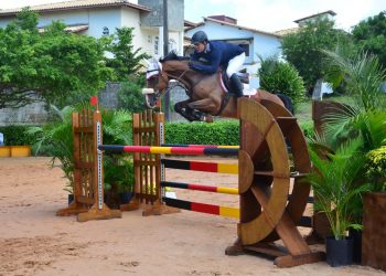 Com as cores do Ceará, cavaleiro Jorge Luis Passamani vence a Copa Ouro de hipismo