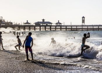 Feriado pede mar: listamos três praias de Fortaleza para serem curtidas