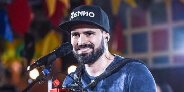 Skyler Menswear firma parceria com cantor e compositor Renno