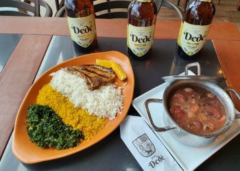 Restaurante Engenho Dedé recebe roda de samba com feijoada neste sábado