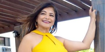 Kátia Cilene ganha o prêmio de Melhor Cantora do São João 2019