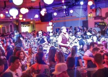 Fim de semana com Wallas Arrais, Sousete, festa Halloween e muito mais