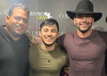 Gusttavo Lima se apresenta como novo empresário de Wallas Arrais