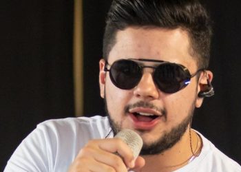 JM Puxado comemora sucesso do hit ‘Nesse Vai e Volta’ em show no Amazonas
