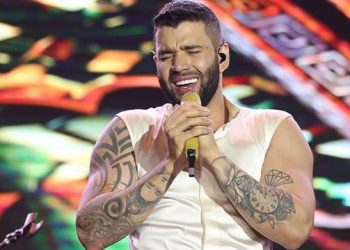 Gusttavo Lima lança o clipe ao vivo de “Online”