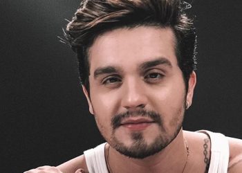 Luan Santana lança clipes de “Motel Paraíso” e “Sofazinho”