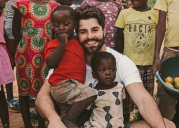 Alok lança campanha com vaquinha on-line para construção de escola na África