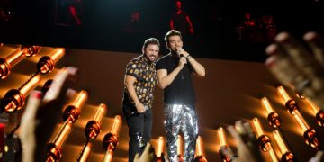 Gustavo Mioto lança o clipe de “Cala a Boca Coração” com Xand Avião