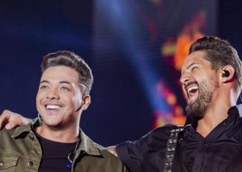 Banda Eva lança clipes de “Vem Meu Amor” e “Leva Eu/Arerê” ao vivo