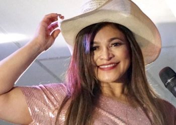 Kátia Cilene vai comandar show no tradicional festival Pindorecana