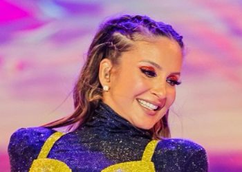 Claudia Leitte divulga trechos das novas músicas de “Bandera Move”