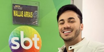 Gusttavo Lima e Wallas Arrais divulgam a nova música “Cafofo” no Programa do Ratinho