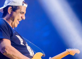 Durval Lelys divulga vídeo do hit ‘Juntos e Conetados’