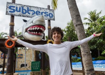 Igor Jansen aproveita férias no Beach Park