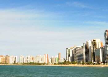Fortaleza é a 5ª cidade mais buscada para turismo em família