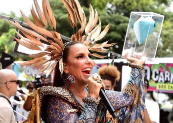 Atração do Fortal 2020, Ivete Sangalo é premiada pela “Música do Carnaval 2020” com o hit “O Mundo Vai”