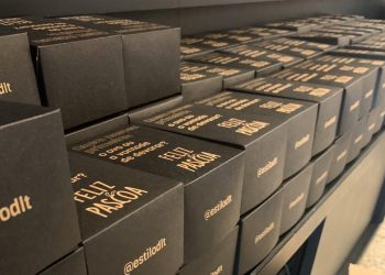 Ovos de Páscoa de campanha da DLT são doados a instituições a partir de rede solidária com influenciadores parceiros