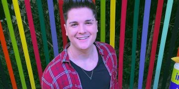 Eric Land divulga data de nova live-show