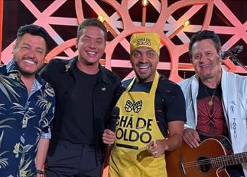 Participação de Tom Cavalcante, dirigir uma moto durante a live e muito mais; confira como foi a live do cantor Wesley Safadão com a dupla Bruno e Marrone