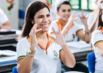 Com investimento no sistema integral de ensino, Ceará é referência e registra balanço positivo na educação