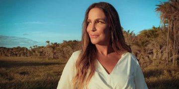 Com estilo acústico, Ivete Sangalo lança música “Dura na Queda”