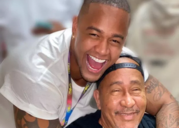 Léo Santana se pronuncia pela primeira vez após falecimento do pai