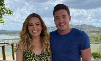 Solange Almeida publica foto ao lado de Wesley Safadão e faz suspense sobre novidades