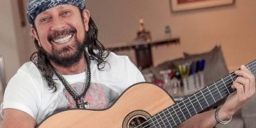 Bell Marques toma 2ª dose da vacina contra a covid-19