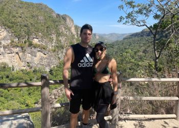Paulo Sérgio e esposa Larissa Porto desfrutam dos encantos da Chapada dos Veadeiros