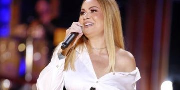 Solange Almeida participa de show de humor com Tirullipa