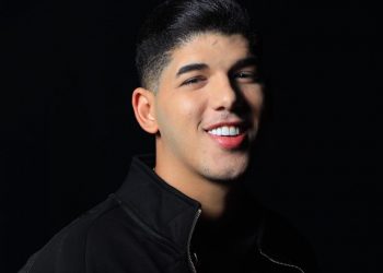 Zé Vaqueiro: forrozeiro domina os rankings de músicas mais ouvidas no Spotify Brasil