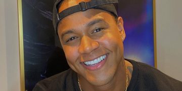 Léo Santana divulga momento em que vê filha pela 1ª vez; confira