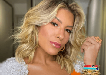 Lore Improta surpreende seguidores ao revelar rosto da filha: ‘A cara do Léo Santana’