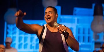 Show de Claudia Leitte nos EUA terá participação especial de Xanddy Harmonia