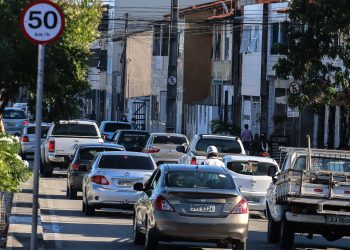 ‘É 40, 50 ou 60km?’: Veja quais vias estão com velocidade máxima alterada em Fortaleza