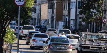 ‘É 40, 50 ou 60km?’: Veja quais vias estão com velocidade máxima alterada em Fortaleza