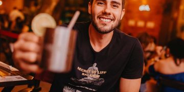 Qual é a boa de hoje? Confira agenda musical de bares, barracas e restaurantes para curtir o final de semana