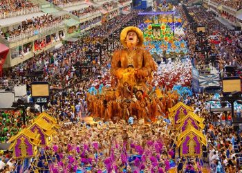 Carnaval no Rio libera venda de ingressos para assistir desfile de escolas de samba