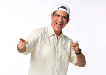 Folia: Durval Lelys é atração confirmada no Flores Sunset