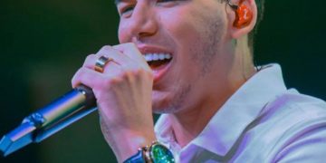 Zé Vaqueiro anima público com primeiro show realizado no Rio de Janeiro