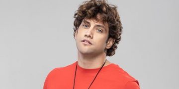 Jammil e Uma Noites apresenta oficialmente seu novo vocalista