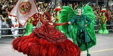 Rio de Janeiro e São Paulo adiam desfiles de Carnaval para Abril; saiba mais