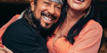 Ana e Bell Marques comemoram aniversário de casamento