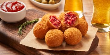 Colosso Fortaleza renova happy hour com novo cardápio de petiscos e bebidas a preços promocionais