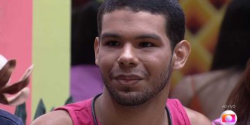 Após saída do BBB, Vyni recebe convite especial de Juliette e revela sonho de fazer shows de humor