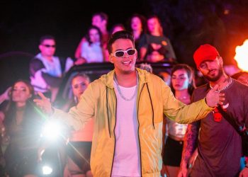 Felipe Amorim leva agito de baile em show exclusivo em Fortaleza; confira
