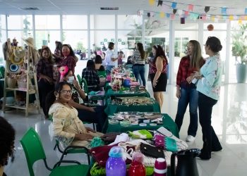 Vem Cá Mulher e Unifametro promovem feira com produtos de mulheres empreendedoras