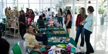 Vem Cá Mulher e Unifametro promovem feira com produtos de mulheres empreendedoras