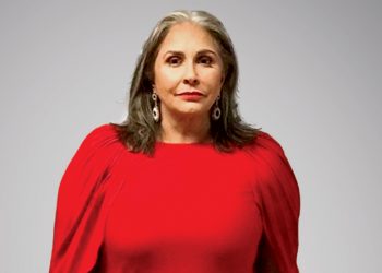 Fafá de Belém fará apresentação na 26ª edição do Ceará Natal de Luz