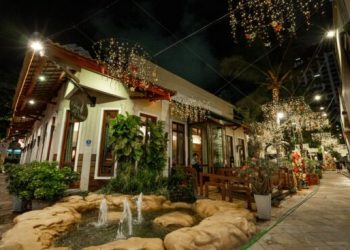 Com tema ‘Onde a Magia Acontece’, Jardins Open Mall acende as luzes da tradicional decoração de Natal